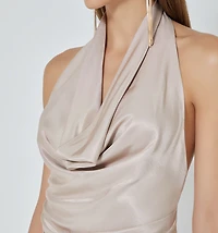 HALTER NECK BACKLESS BLOUSE
