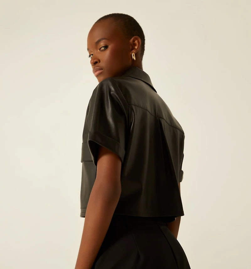 BOXY BLOUSE WITH POCKETS