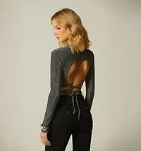 LONG SLEEVE BLOUSE WITH BACK NECKLINE
