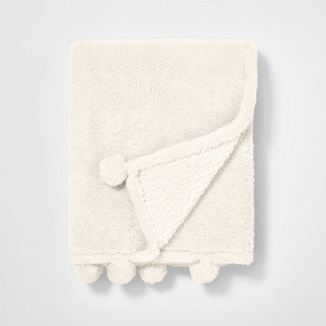 Teddy Bear Plush Throw Cream - Pillowfort
