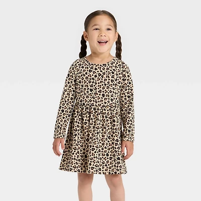 chinese dress ladies Amazon.com: Cat & Jack Girls Red & White Hearts Valentines Day Long Sleeve  Dress w/Pockets XL (14/16): Clothing, Shoes & Jewelry main image 0