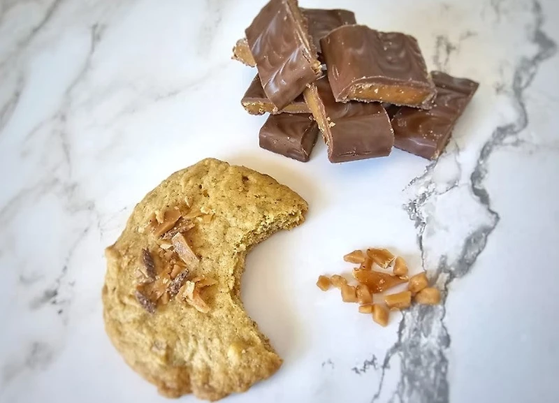 Caramel Crunch Cookies
