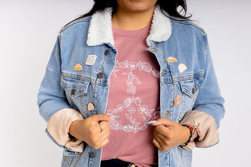 People Power / Enamel Pin - Keepsakes by TMK