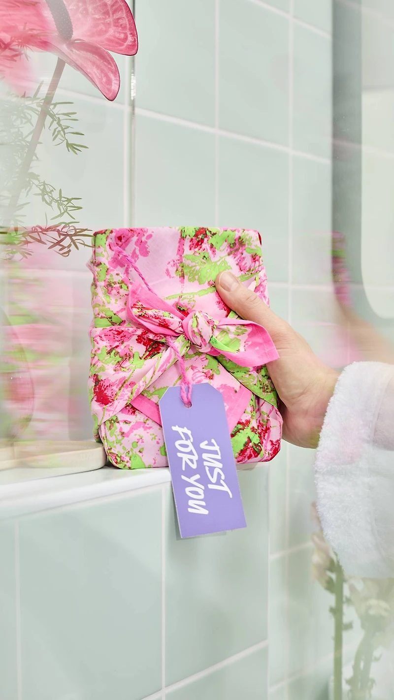 Floral Meadow Knot Wrap