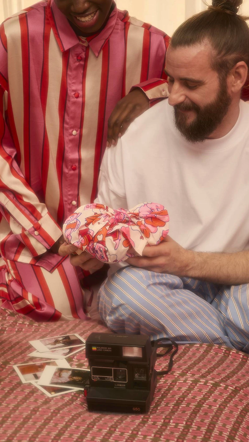 Emballage de tissu Love Bug