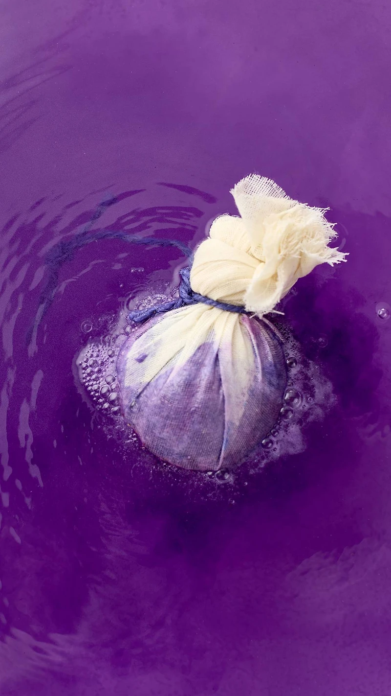 Deep Sleep | Lavender Bath Bomb