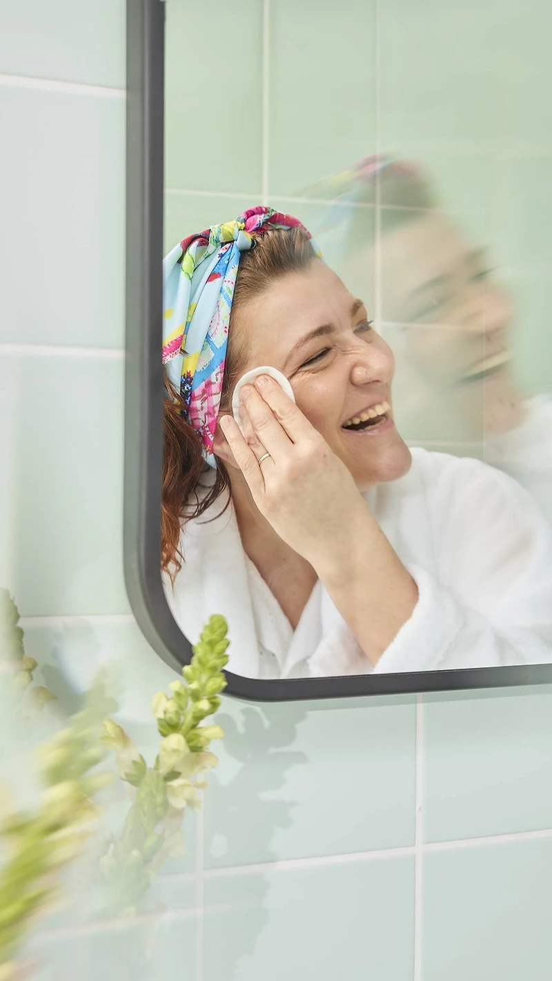 My Family Houses Knot Wrap