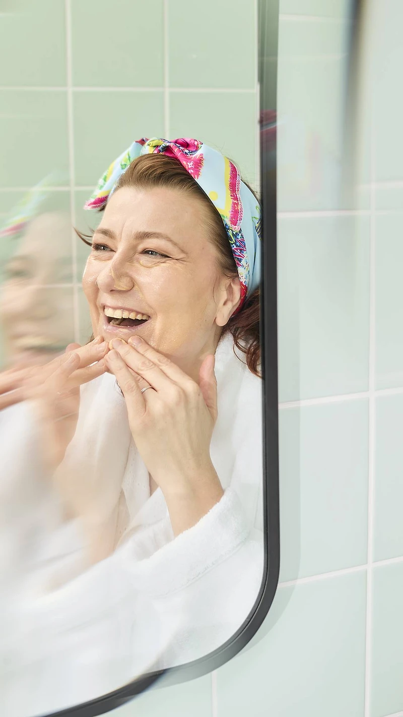 My Family Houses Knot Wrap