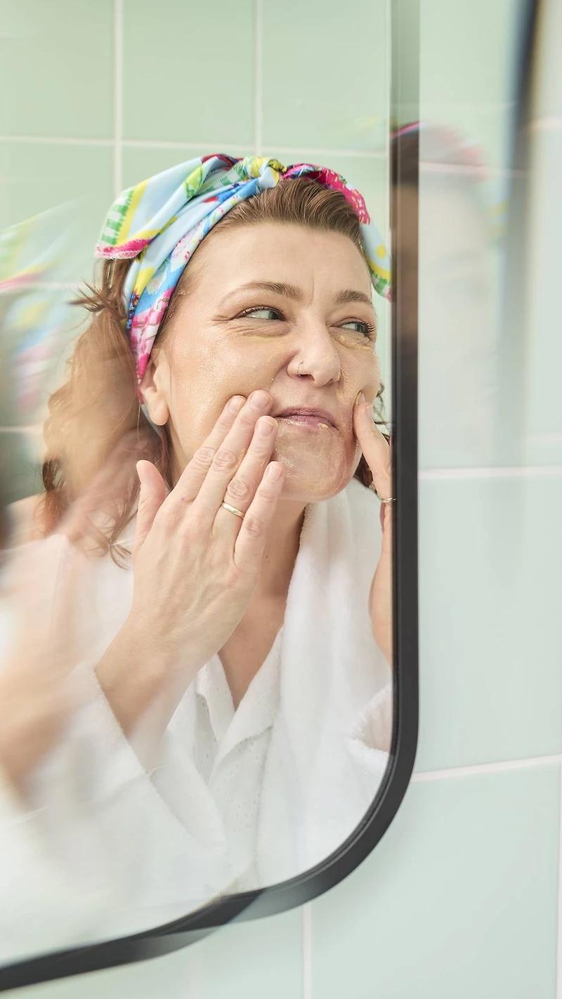 My Family Houses Knot Wrap