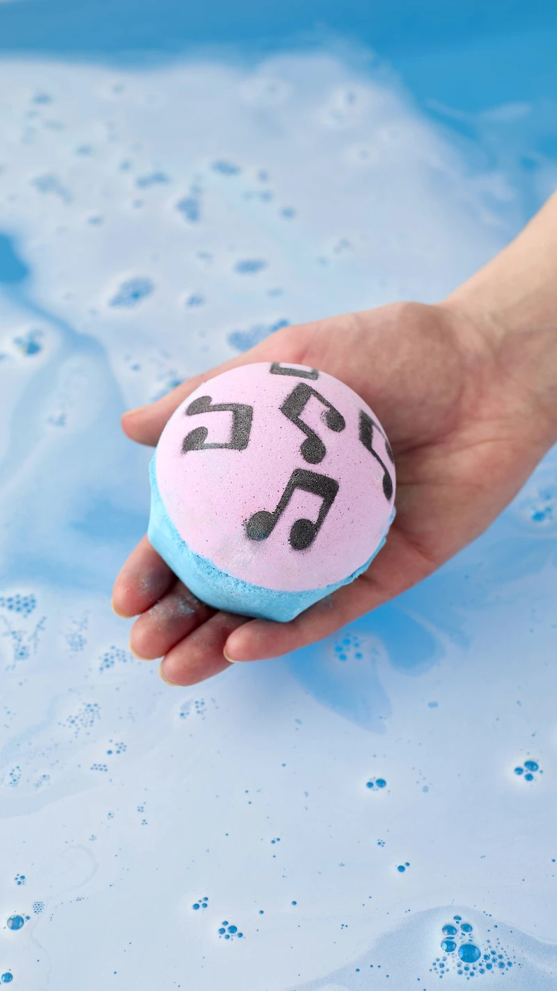 Dad Dancing Bath Bomb