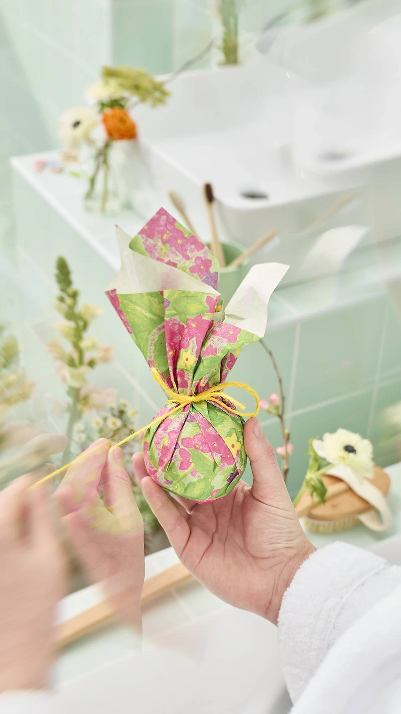 Emballage loka Garden In Springtime