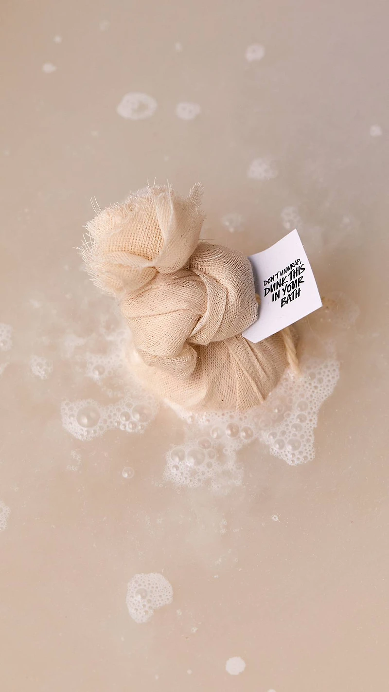 Moisturizing Coconut And Mullein Cataplasm Bath Bomb