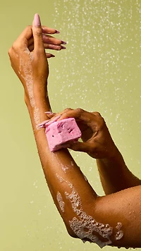 Happy Blooming Delight Body Wash