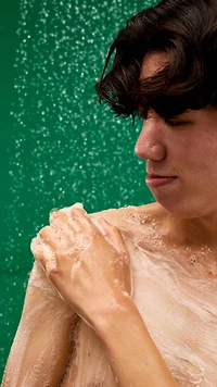 Merry Christmas Everyone Shower Gel