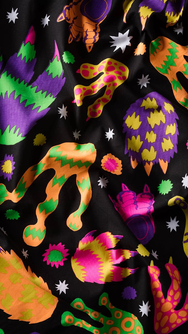 Hairy Monster Feet Knot-Wrap