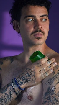 Alien Egg Farm Shower Jelly