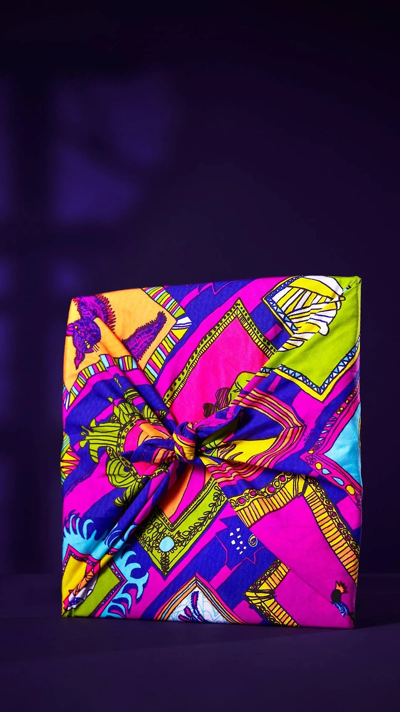Fearsome Friends Knot Wrap