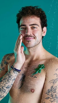 Creature Of The Night Facial Gummy Wash