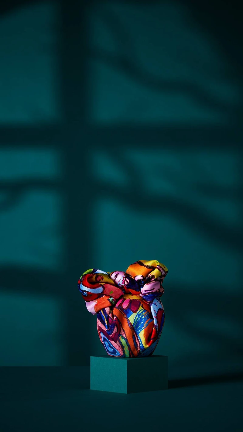 Mischief Makers Knot Wrap