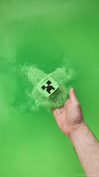 Creeper Bath Bomb