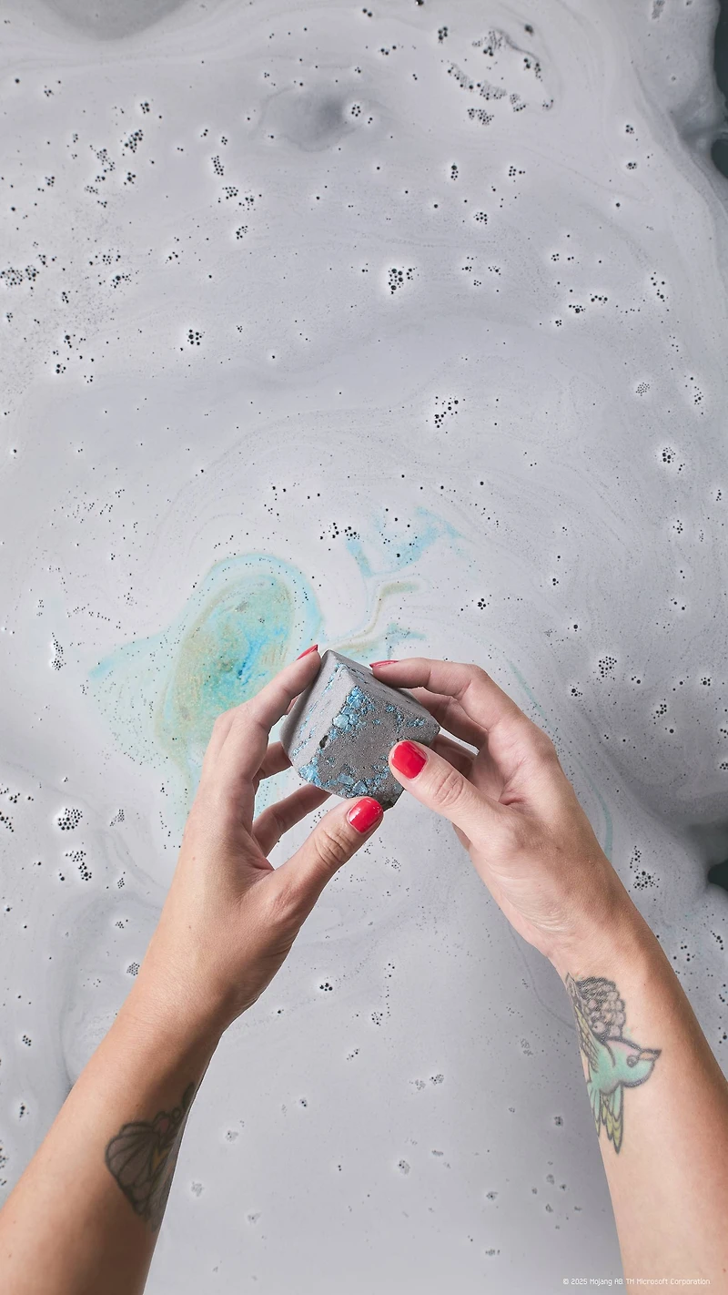 Diamond Ore Block Bath Bomb