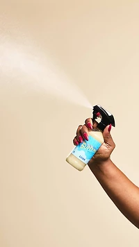 Super Milk Glitter Mist Spray