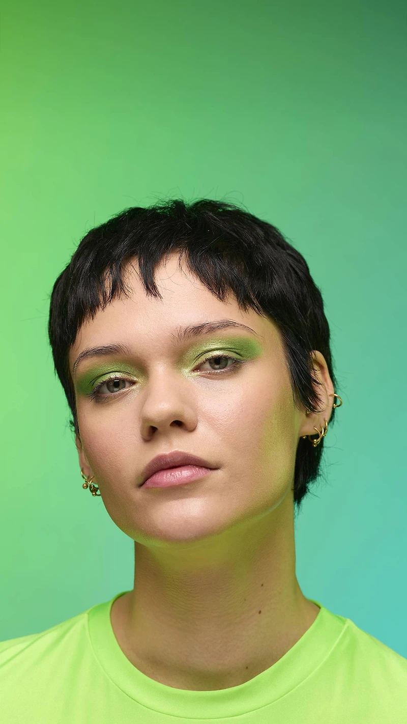 Aurora Glitter Crumble Eyeshadow