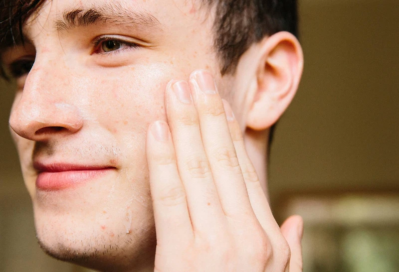 Cosmetic Lad | Sensitive Skin Moisturiser & Shaving Cream