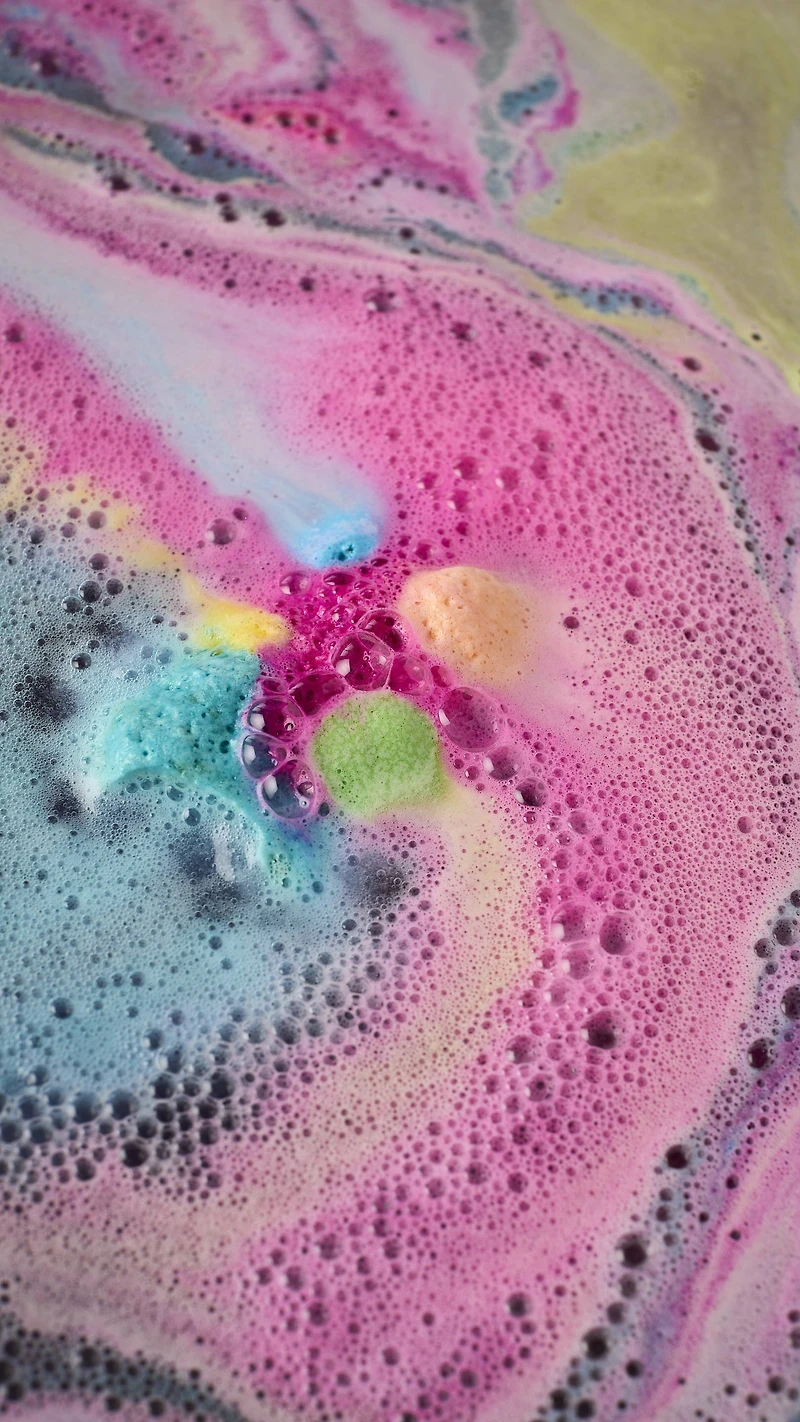 Eggs On Legs Bath Bomb