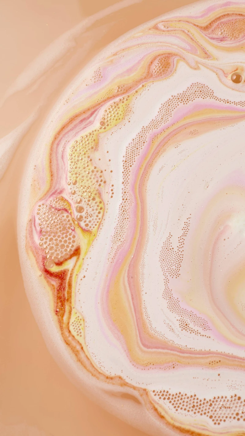 Follow The White Rabbit Bath Bomb