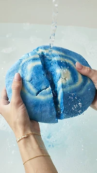The Big Blue Skies And Fluffy White Clouds Bubble Bar