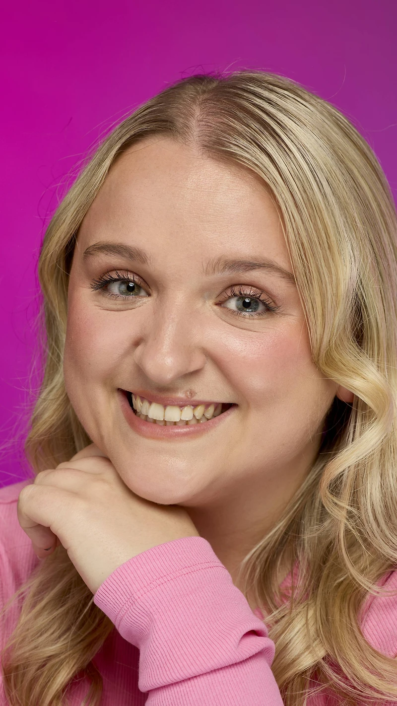 Glam Nudes Lipstick Square