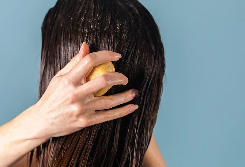 The Golden Cap | Cream Silk Hair Pressed Conditioner Bar