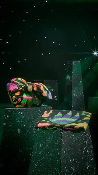 Hairy Monster Feet Knot-Wrap