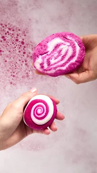 The Comforter Bubble Bar