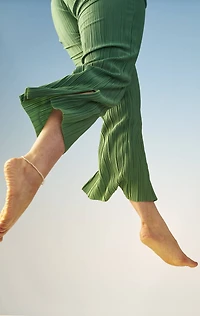 The Spell | Foot & Scalp Massage