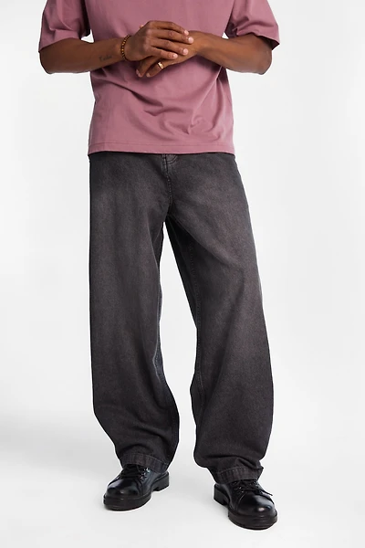Baggy Skater Embroidered Jeans - Black /