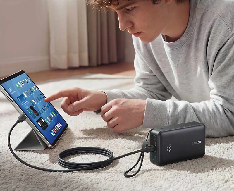 Anker - 10000mAh 30W Compact Portable Battery Black
