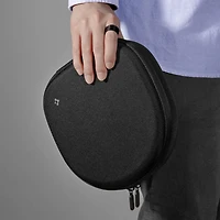 Universal Spigen Klasden Headphone Carrying Case - Black