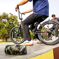 JBL - Charge 6 Waterproof Bluetooth Speaker - Squad