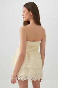 Robe mini smockée broderie anglaise