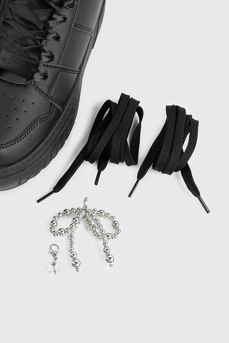 Espadrilles basketball à breloques amovibles