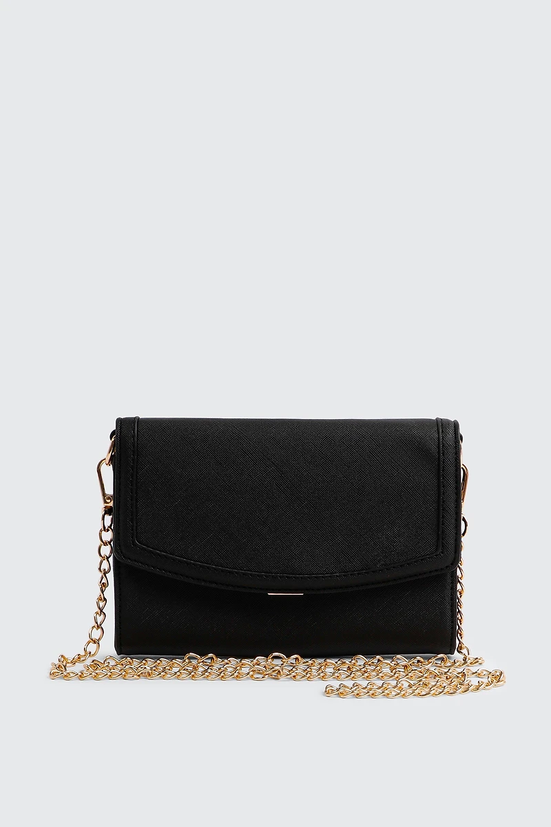 Ardene Evening Bag with Gold Toned Chain Strap in Black | Faux Leather/Polyester