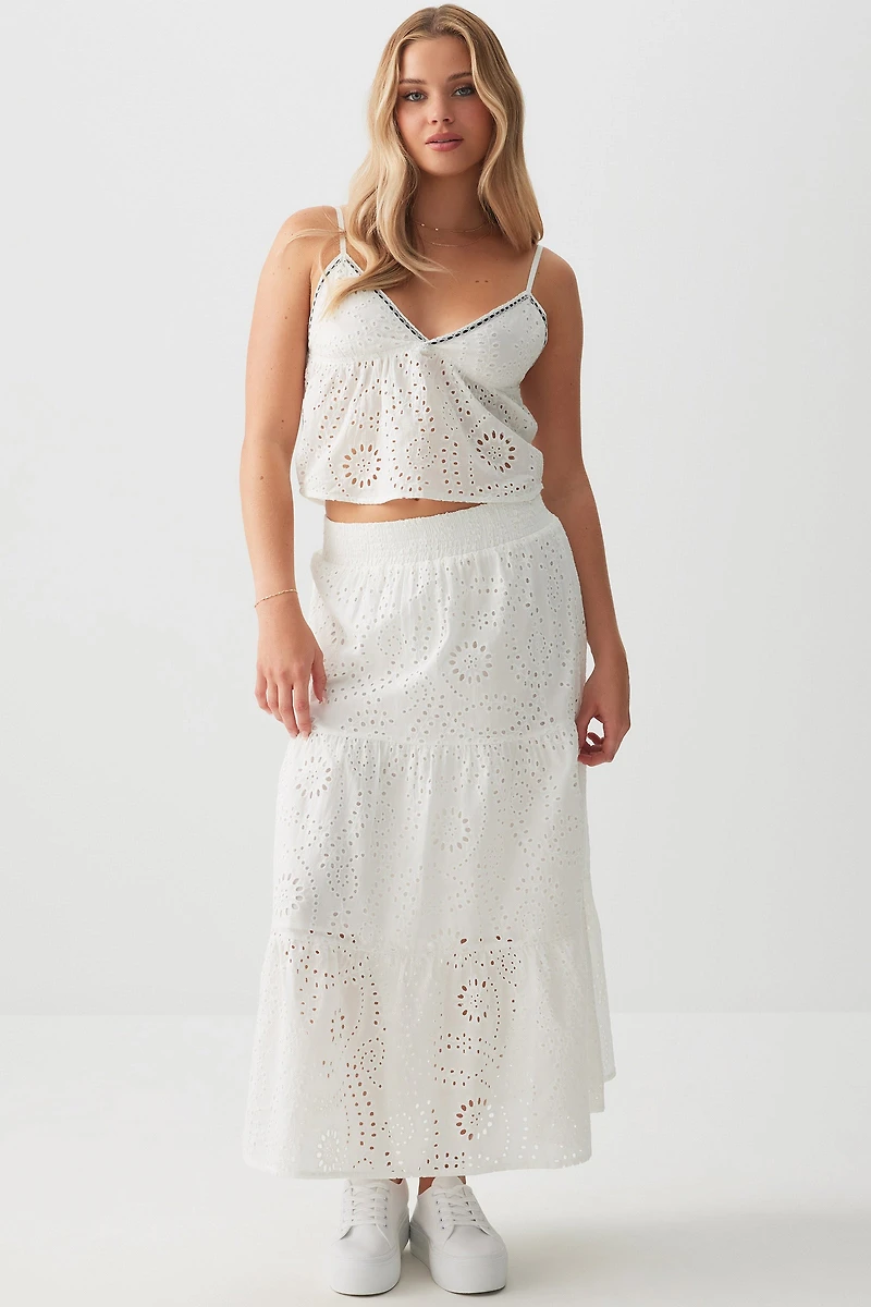 Camisole à broderie anglaise et ruban