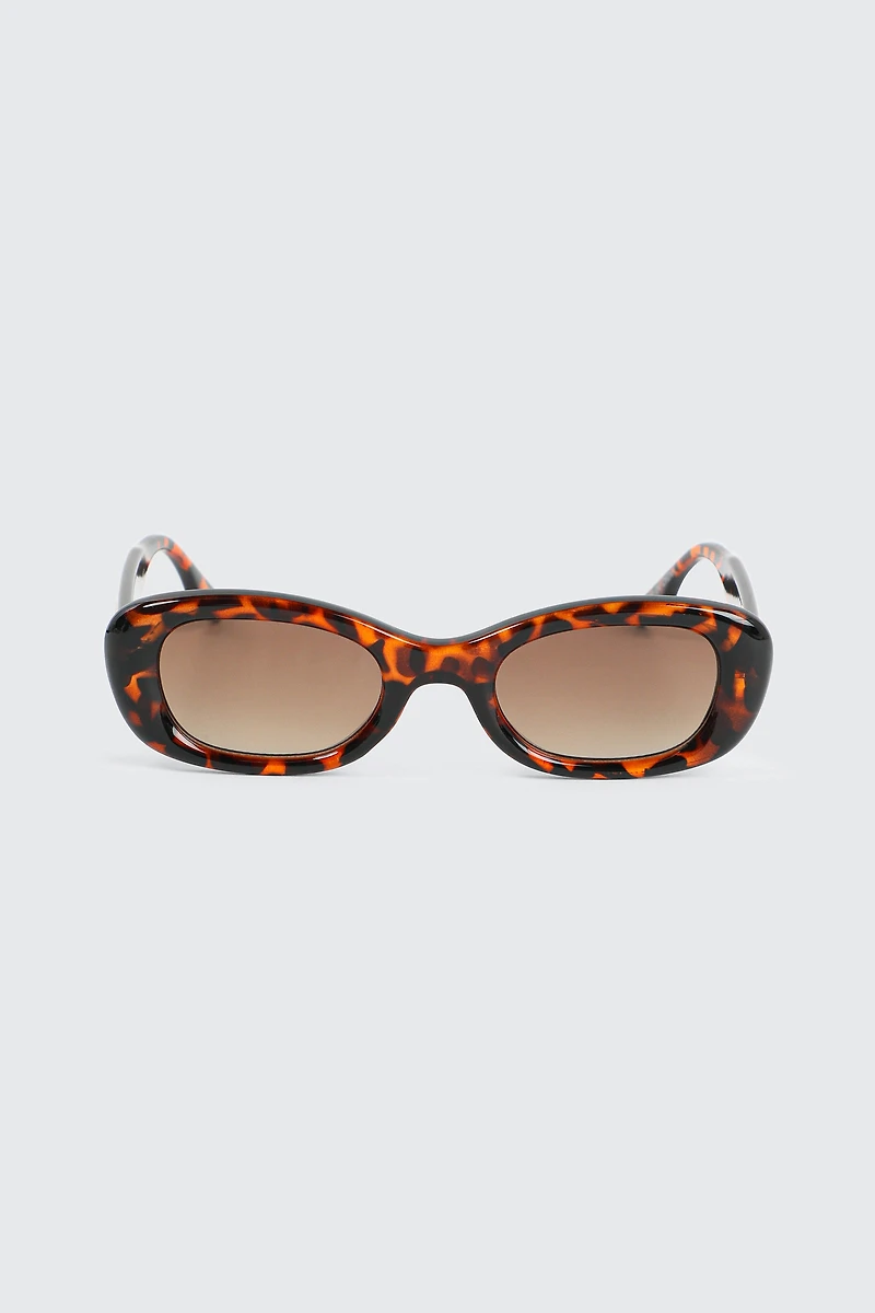 Ardene Oval Sunglasses in Brown