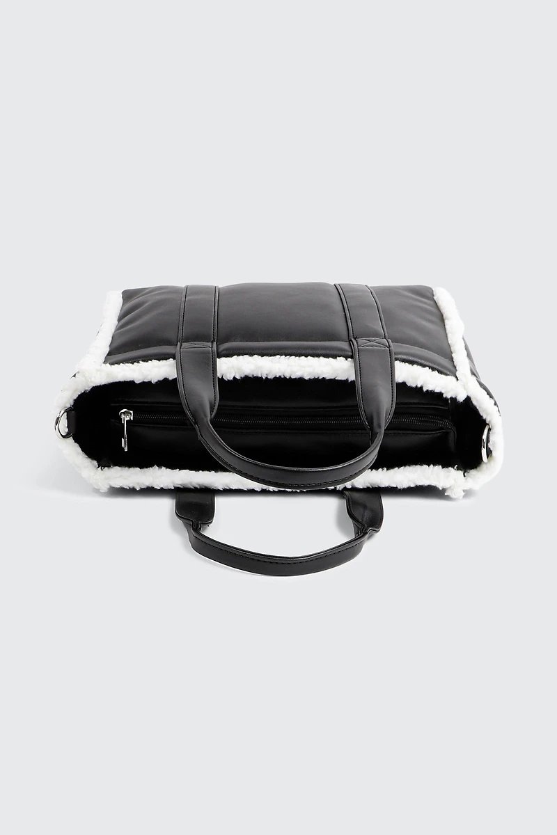 Fourre-tout en faux suède à bordure sherpa