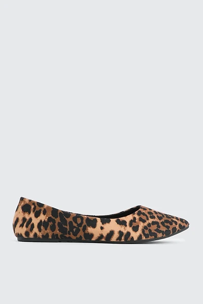Ardene Classic Pointy Flats | Size | Faux Leather/Faux Suede