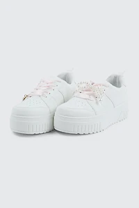 Espadrilles à semelle épaisse et breloque