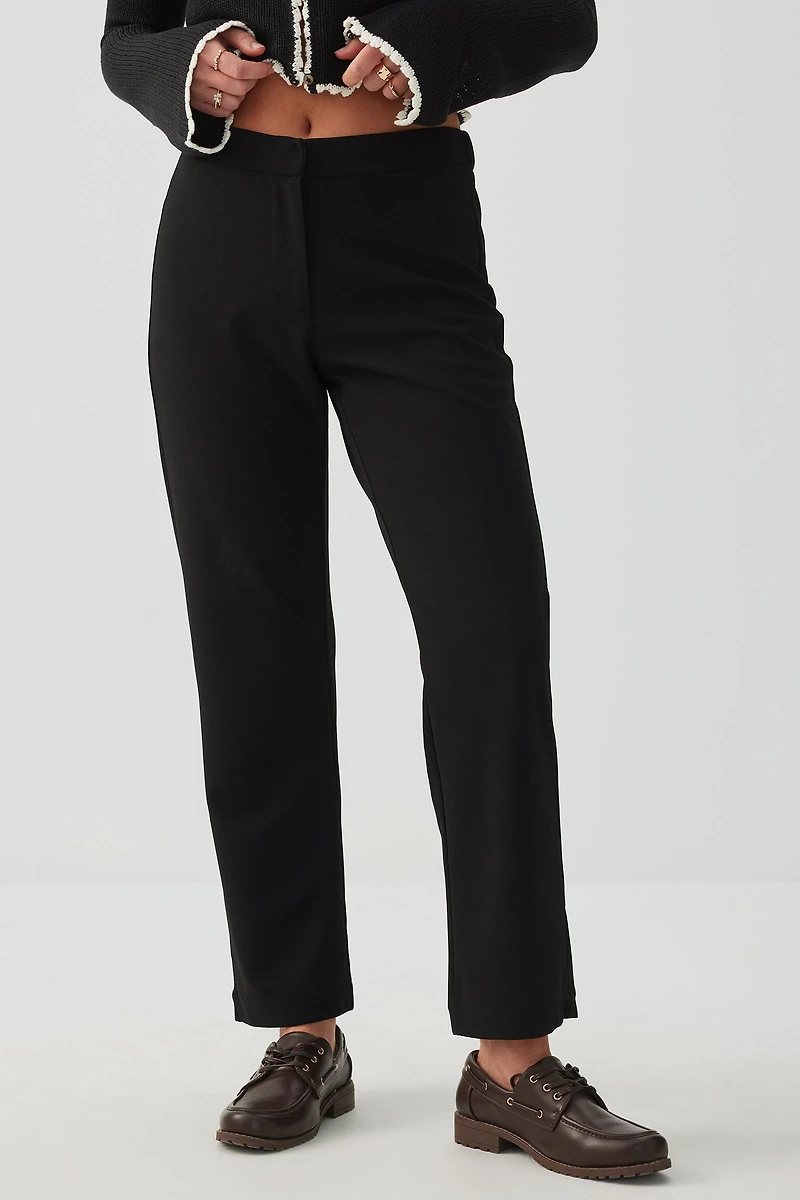 Pantalon écourté et évasé en crêpe