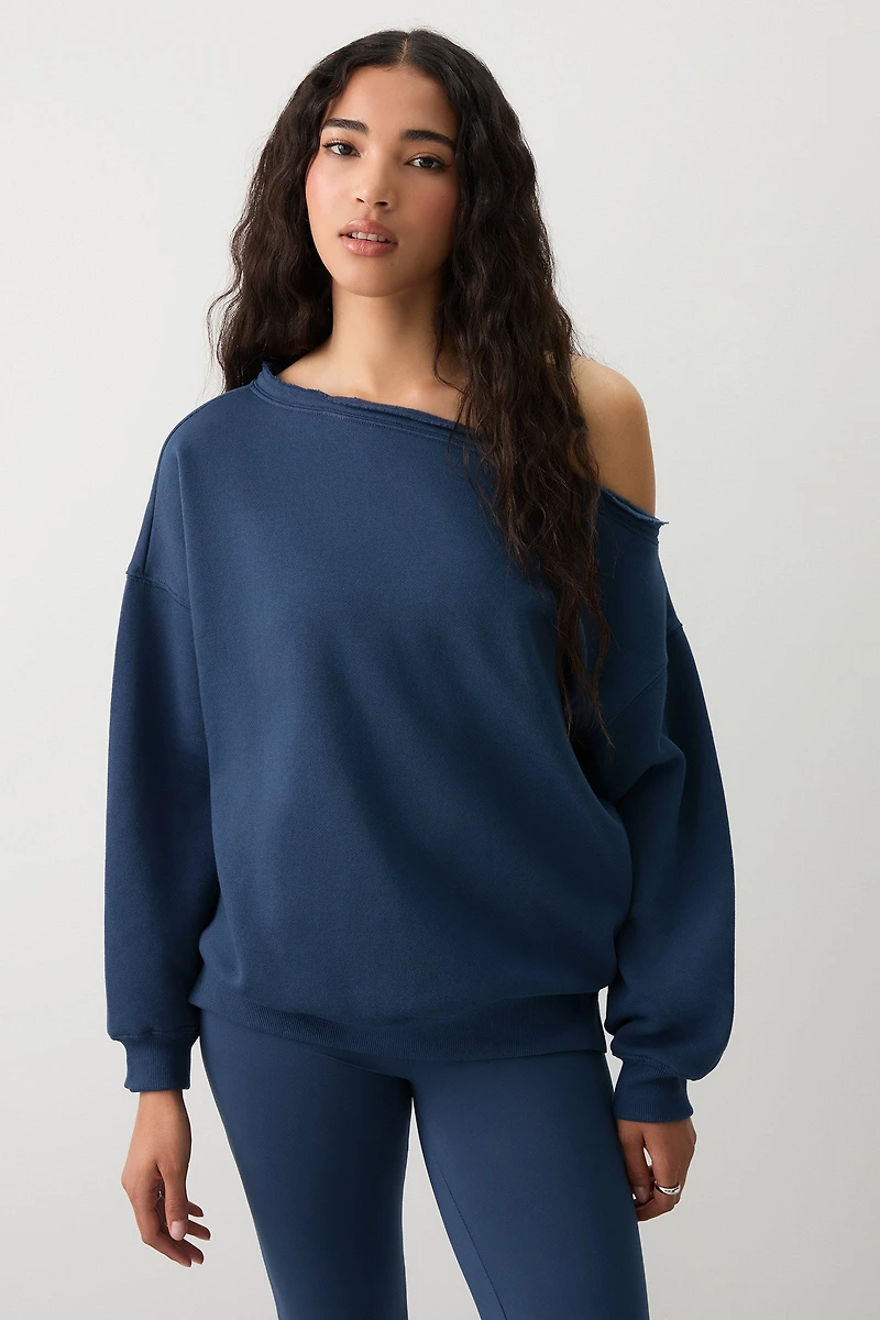 Ardene Off Shoulder Sweatshirt in Dark Blue | Size Medium | Polyester/Cotton | Fleece-Lined
